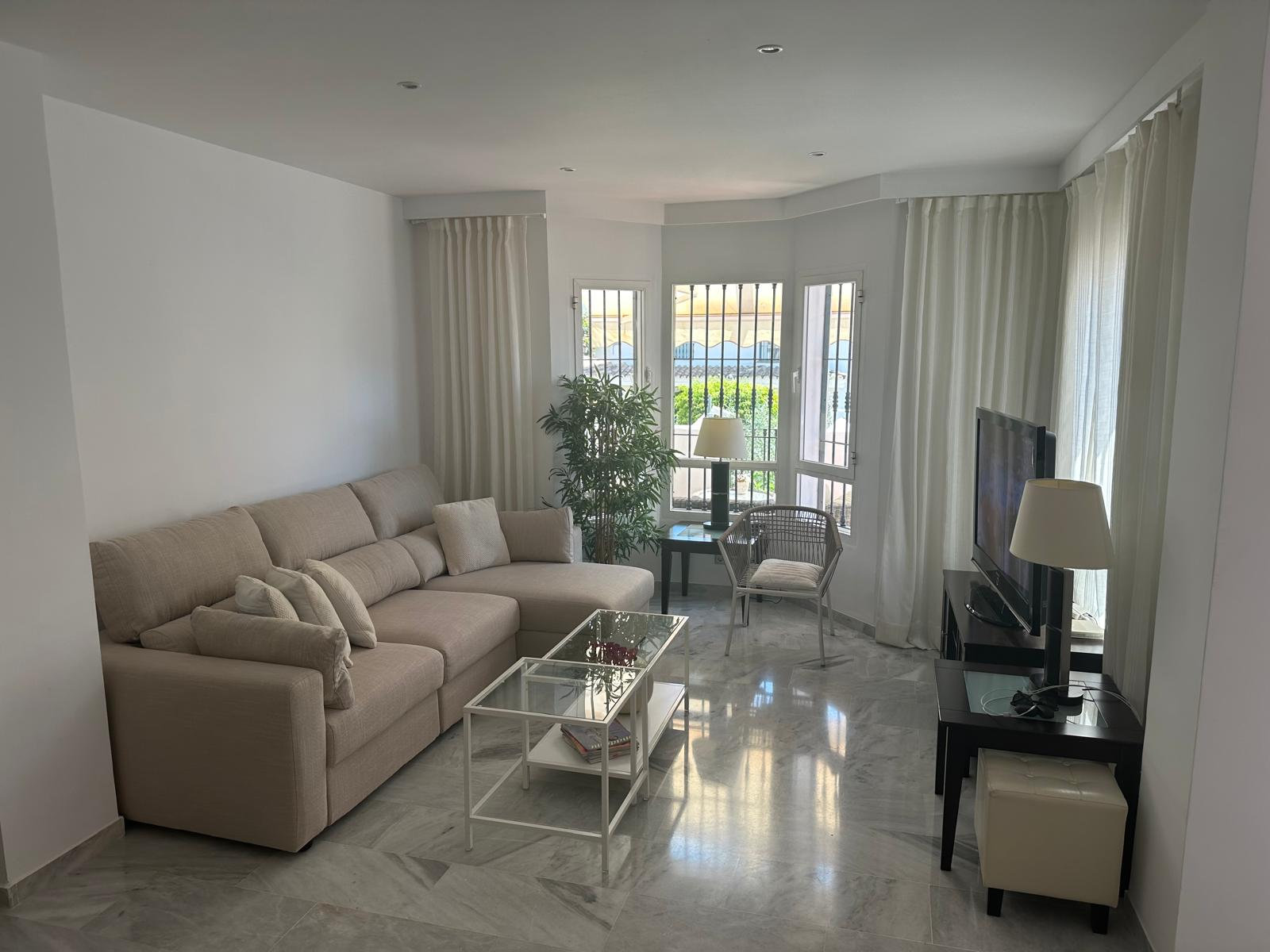 Los Naranjos de Marbella apartment — original photograph 9