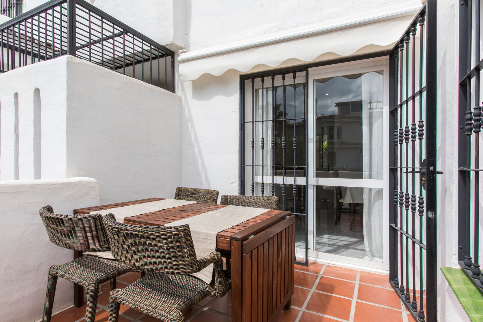 Los Naranjos de Marbella apartment — original photograph 18