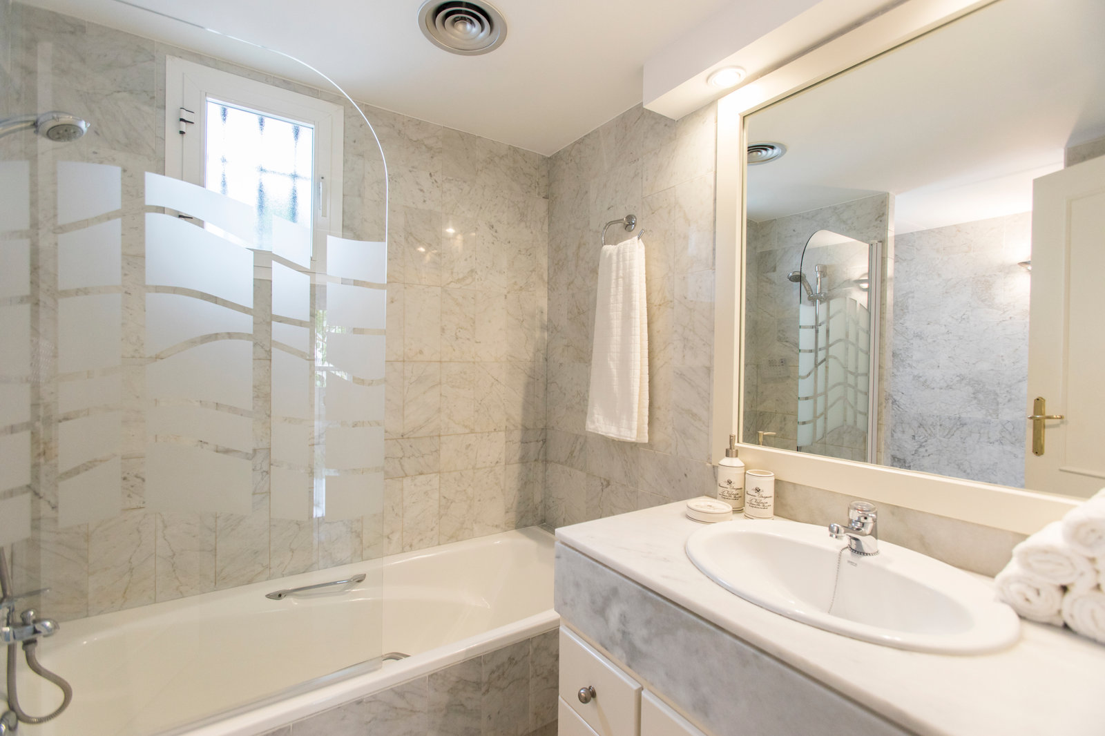 Los Naranjos de Marbella apartment — original photograph 30