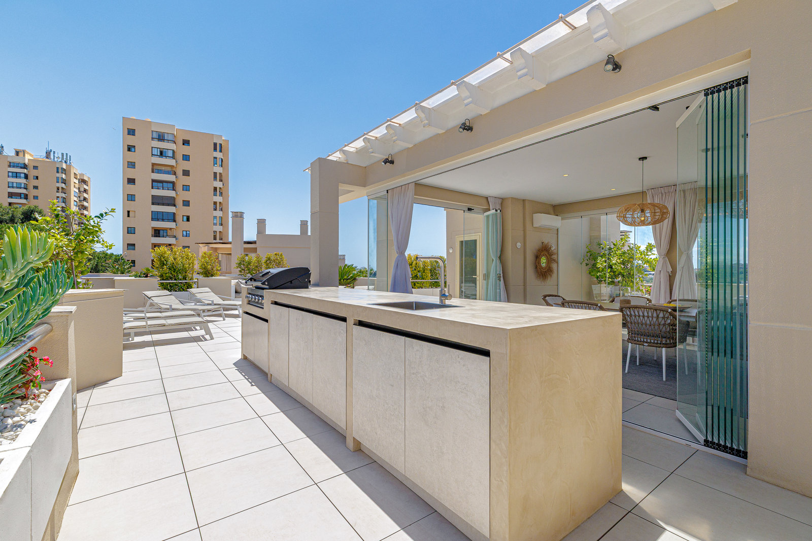 Fuente Aloha penthouse — original photograph 37