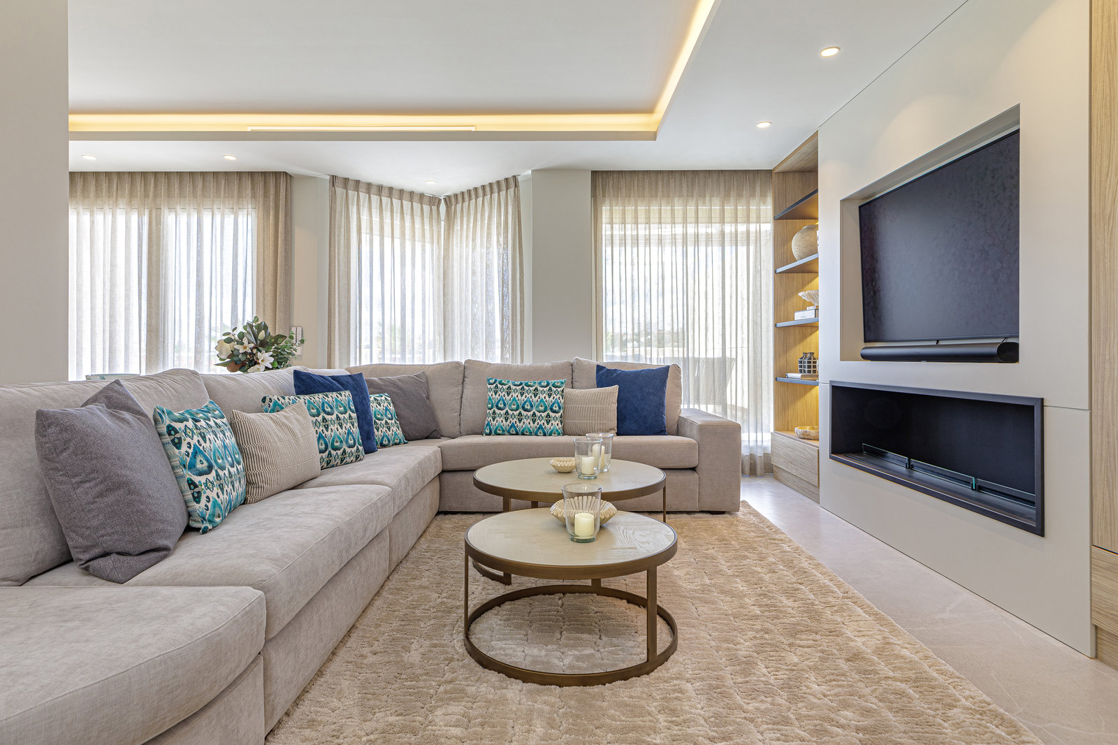 Fuente Aloha penthouse — original photograph 38