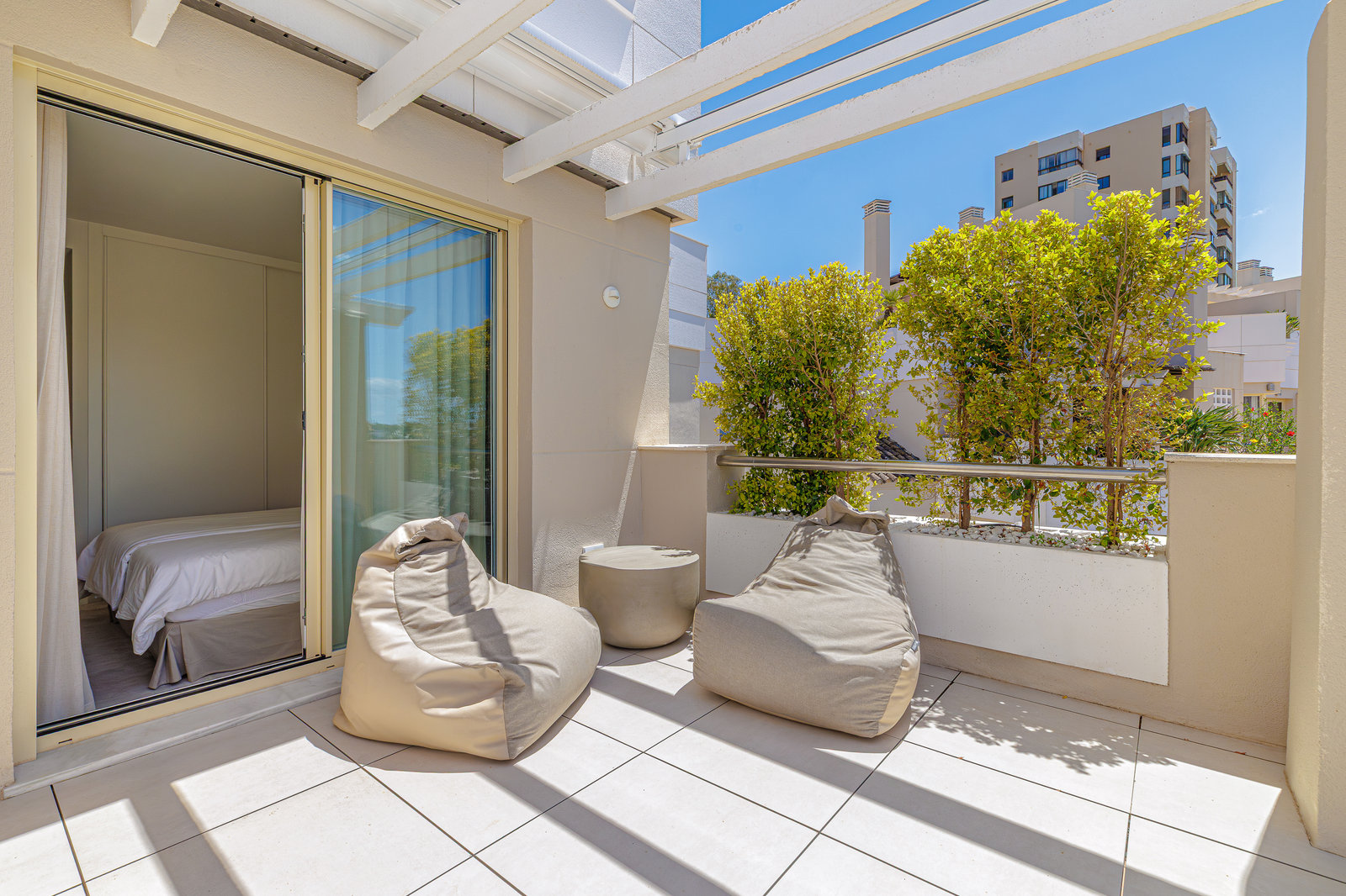 Fuente Aloha penthouse — original photograph 44