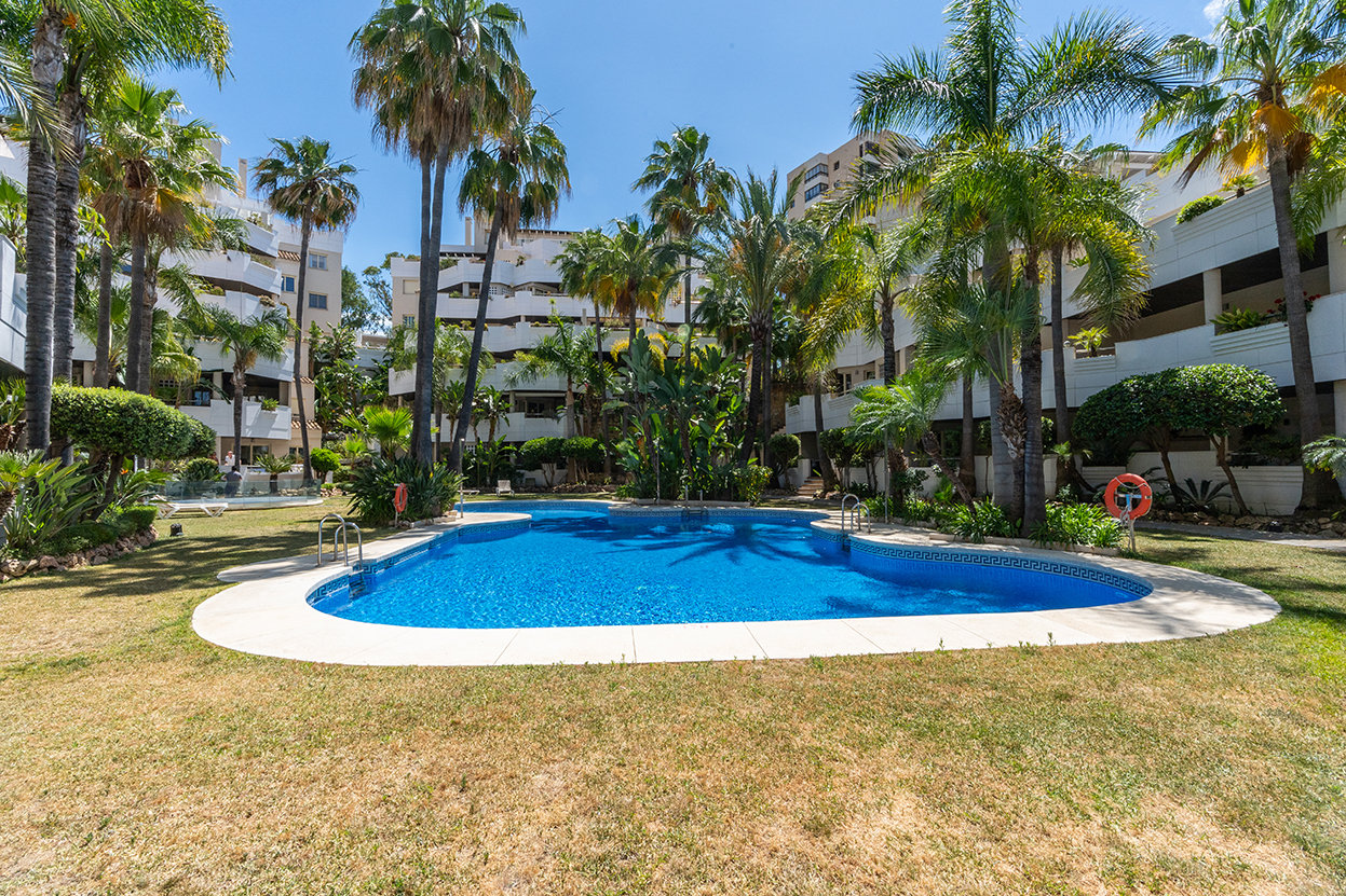 Fuente Aloha penthouse — original photograph 53