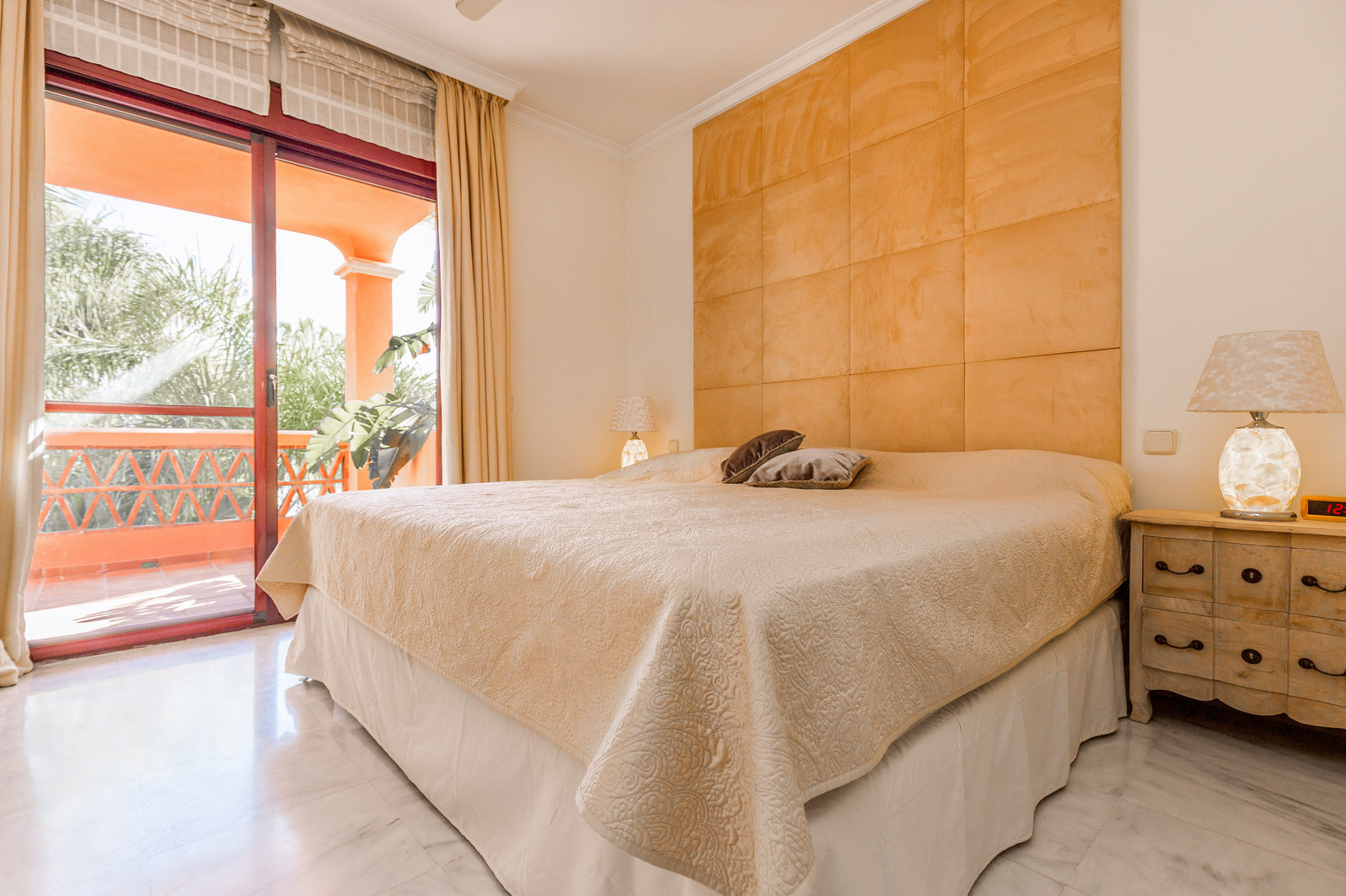 Golden Mile townhouse · 3 bedrooms — original photograph 10