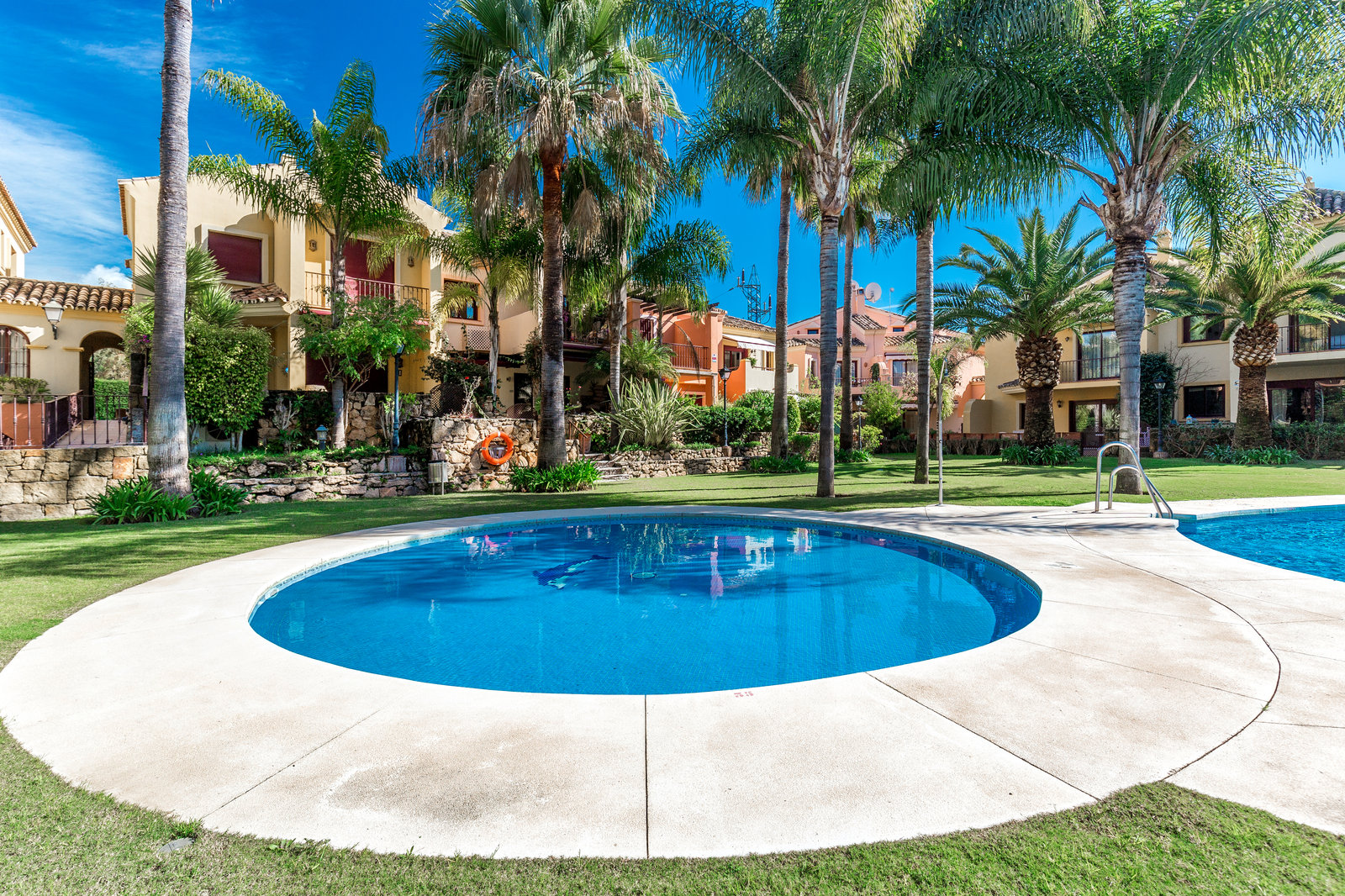 Golden Mile townhouse · 3 bedrooms — original photograph 20